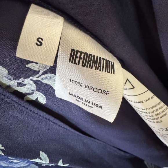 Reformation Oversized Floral Navy Blue Maxi Short Sleeves Wrap Cocktail Dress S - Picture 17 of 17